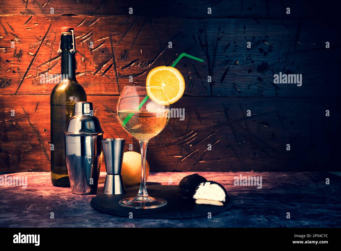 Display of glasses in a cocktail bar Stock Photo - Alamy