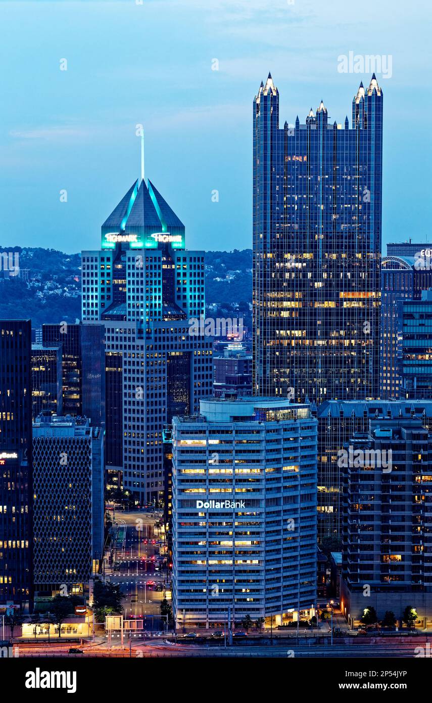 Diamondgrid United Steelworkers Building and white concrete Dollar