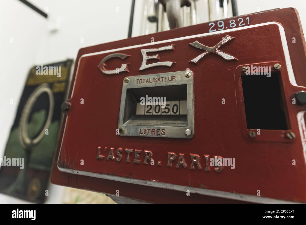 Classic fuel pump hi-res stock photography and images - Alamy