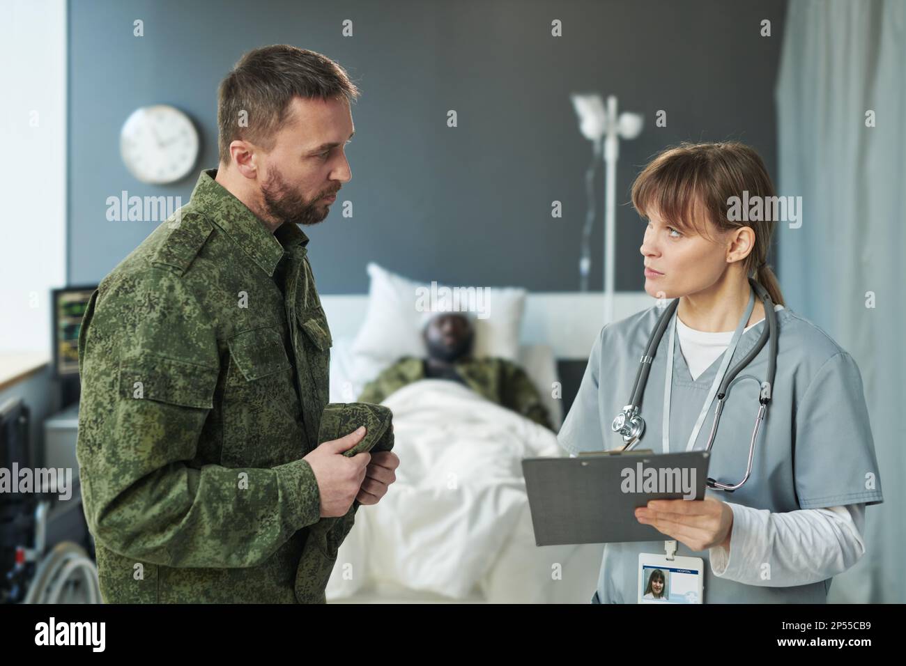 Female army doctor hires stock photography and images Alamy