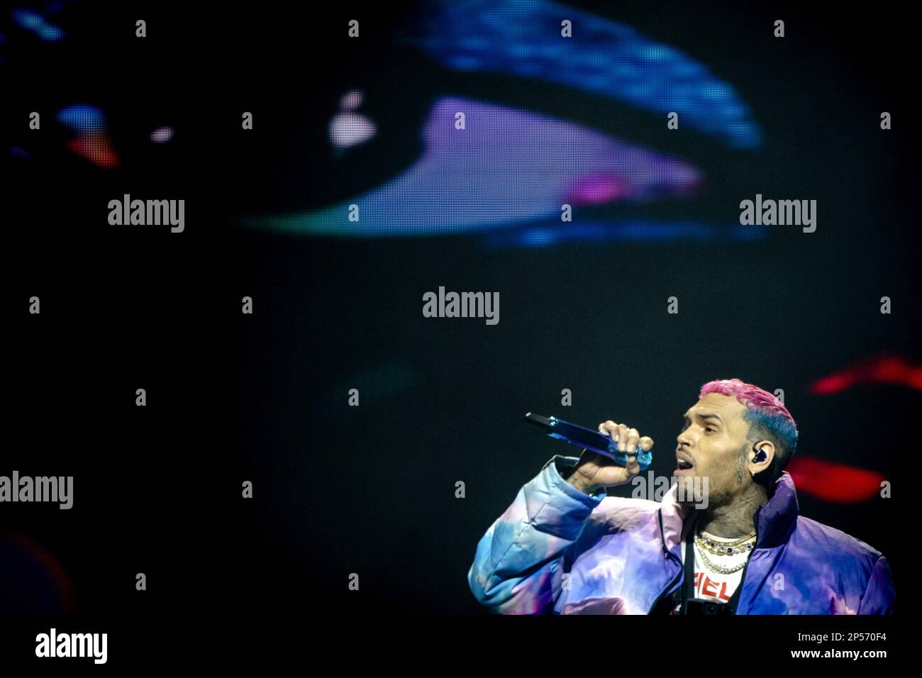 Chris Brown Amsterdam 2023 AMSTERDAM - 06/03/2023, Chris Brown during a concert in the Ziggo Dome. The concert is part of the Under the Influence Tour. ANP SANDER KONING netherlands out - belgium out Stock Photo - Alamy
