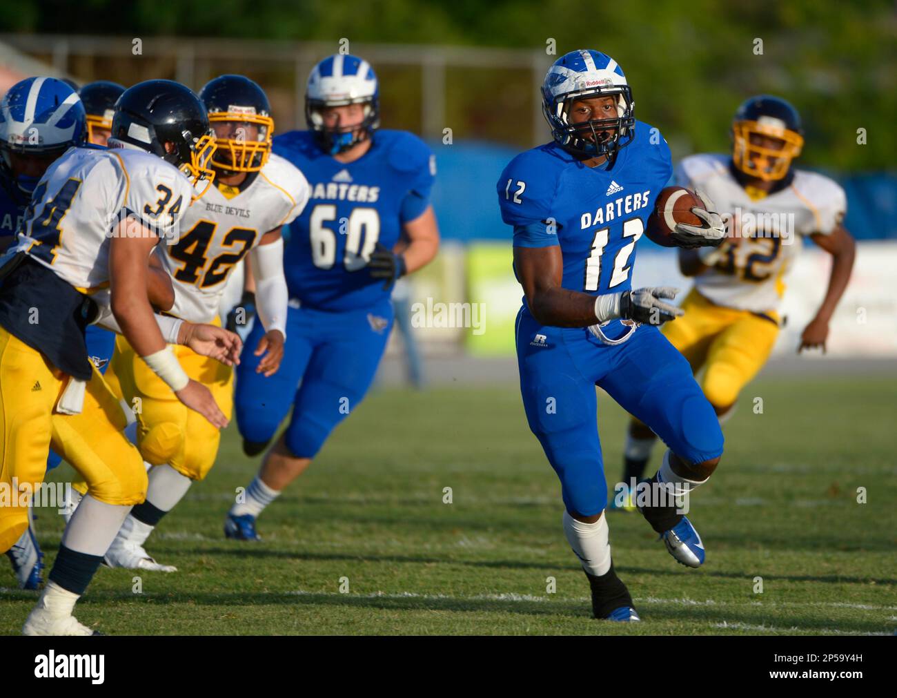 Apopka wide receiver Ray Ray Smith (12) scores a touchdown past Winter
