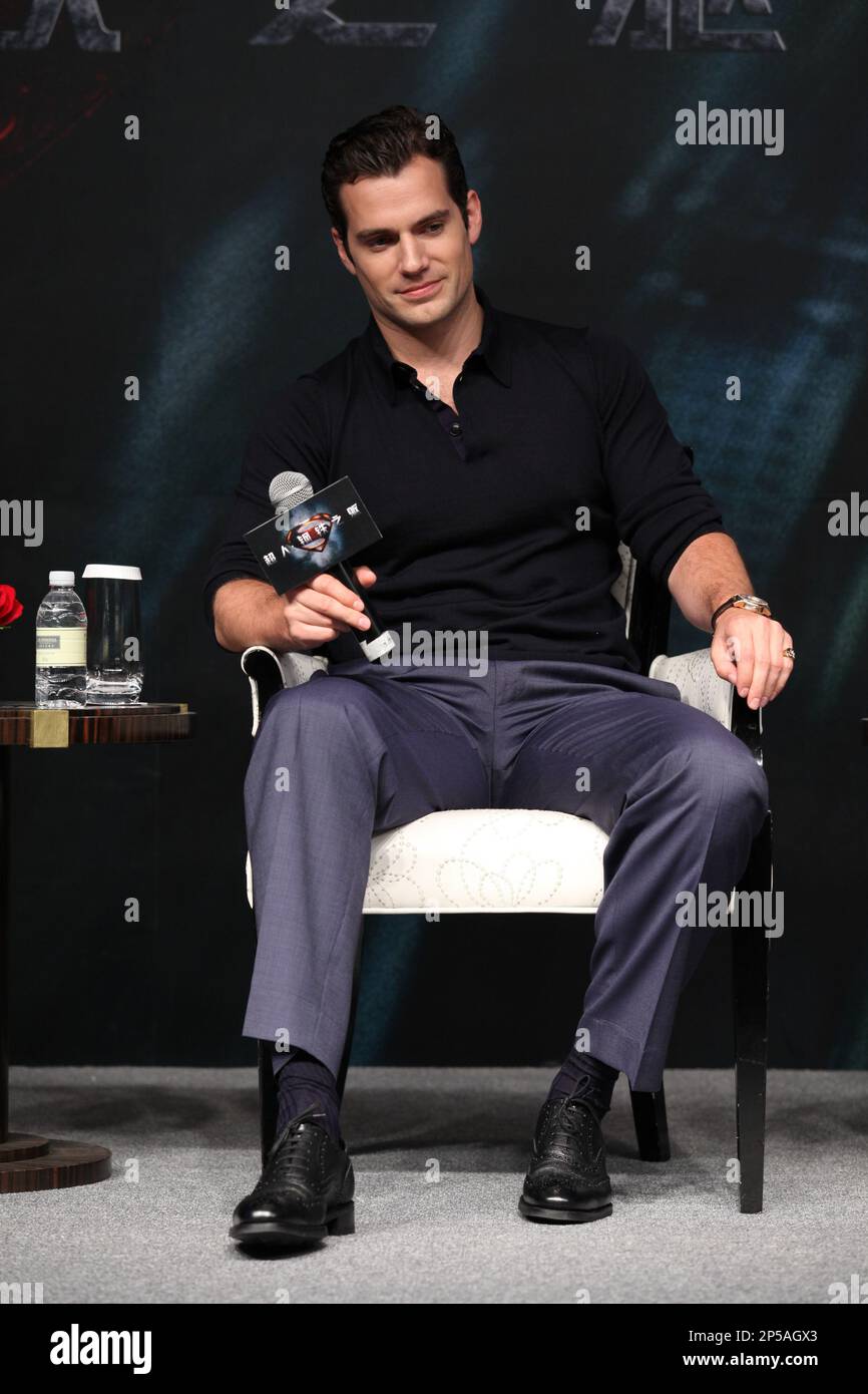 File:Henry Cavill 2013.jpg - Wikimedia Commons