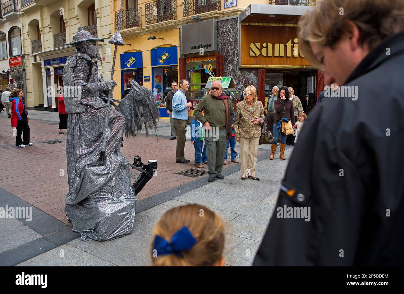 Zaragoza, Aragón, Spain: Street artists in street Alfonso I Stock Photo