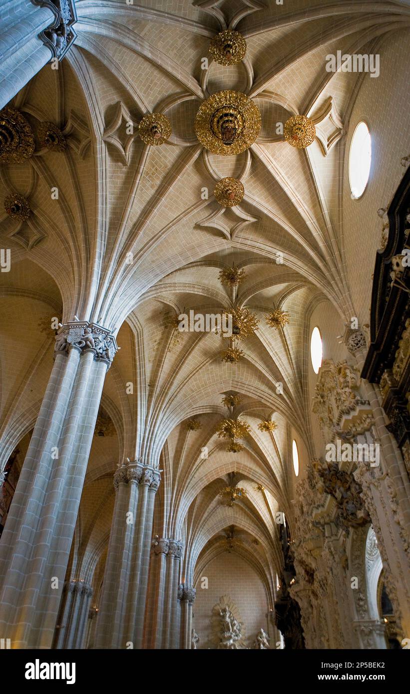 Zaragoza, Aragón, Spain: Inside the cathedral of San Salvador 'la Seo' Stock Photo