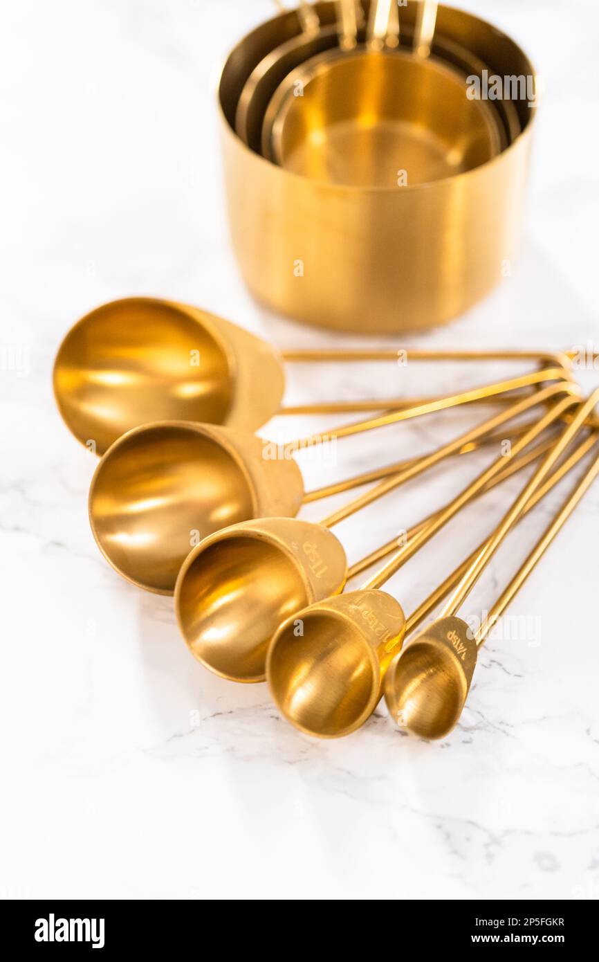 Measuring cups and spoons Stock Photo Alamy