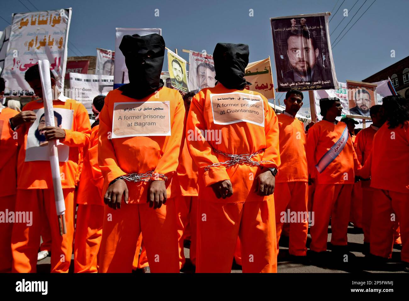 why are prisoners dressed in orange From Stripes to Solids: The Evolution of Prison Uniforms in Fashion History