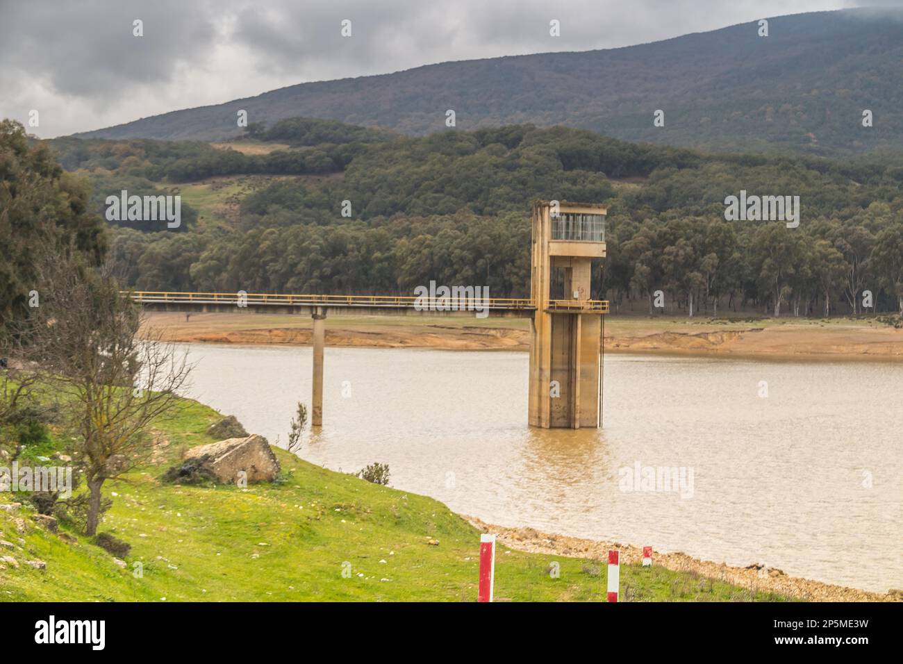 Beni Mtir Dam Hi res Stock Photography And Images Alamy Beni Mtir Dam Hi res Stock Photography And Images Alamy
