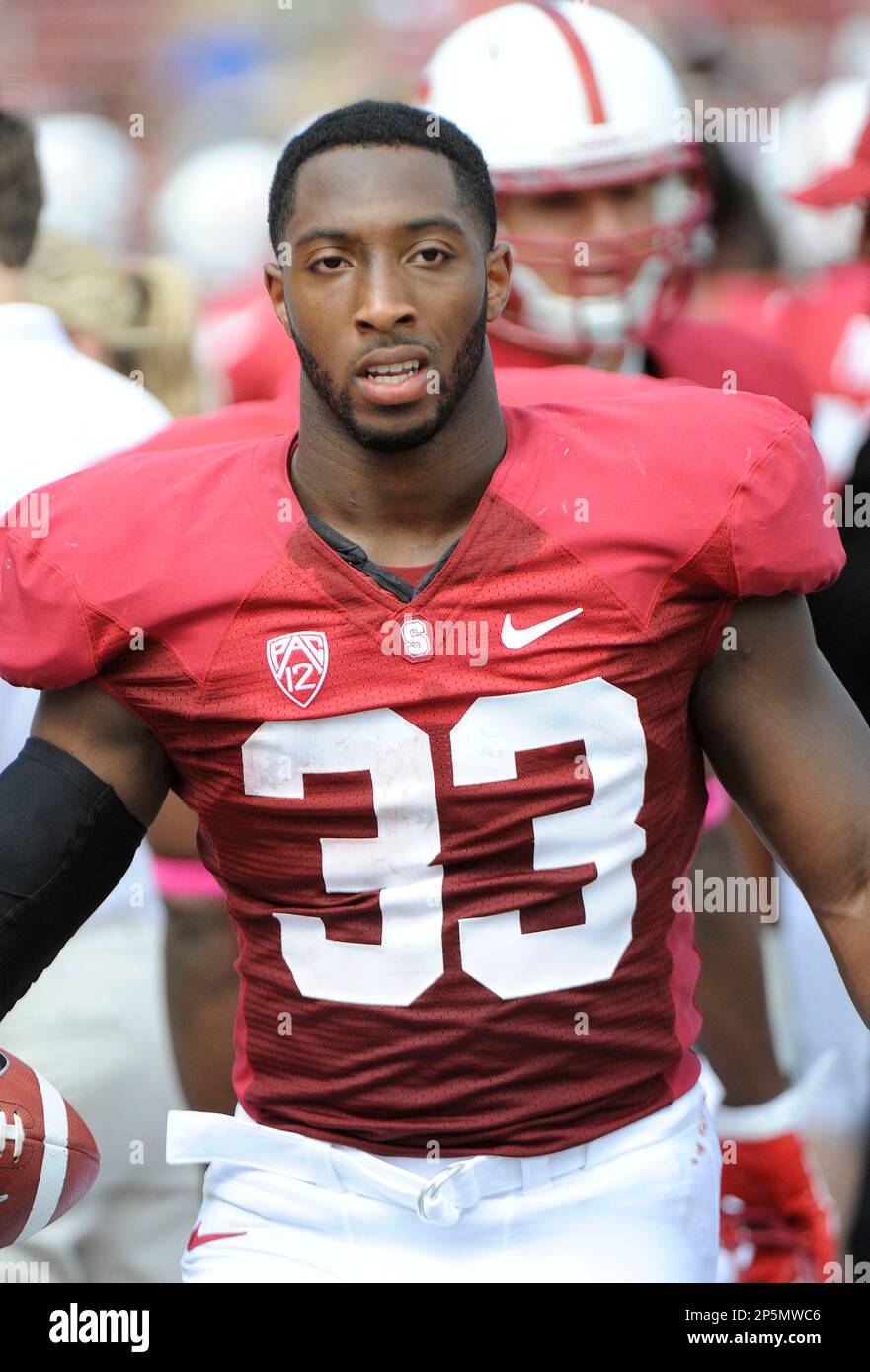 Stanford Cardinal Stepfan Taylor (33) in action during a game against