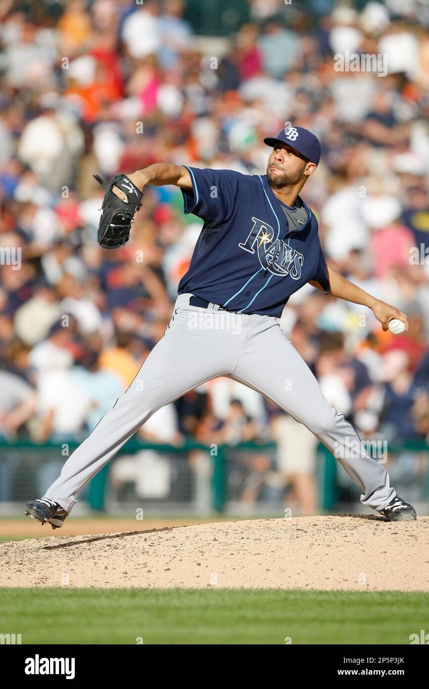 DETROIT, MI - AUGUST 29: Pitcher David Price #14 of the Tampa Bay Rays  pitches the baseball against the Detroit Tigers at Comerica Park on August  29, 2009 in Detroit, Michigan. The
