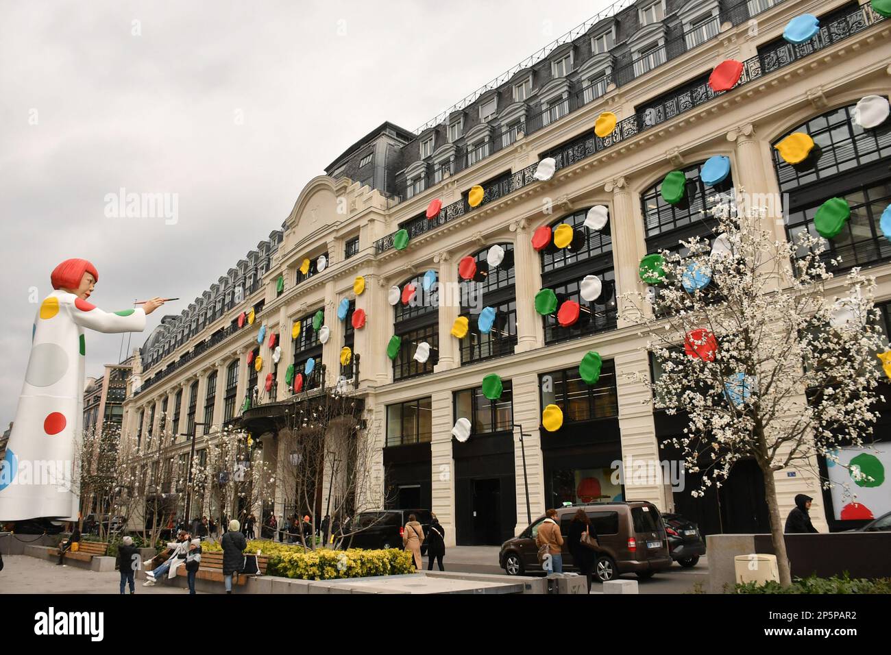 Paris, France. 06th Mar, 2023. A huge sculpture bearing the likeness of Yayoi  Kusama stands between the Maison Louis Vuitton headquarters and La  Samaritaine in Paris, France on March 6, 2026. An