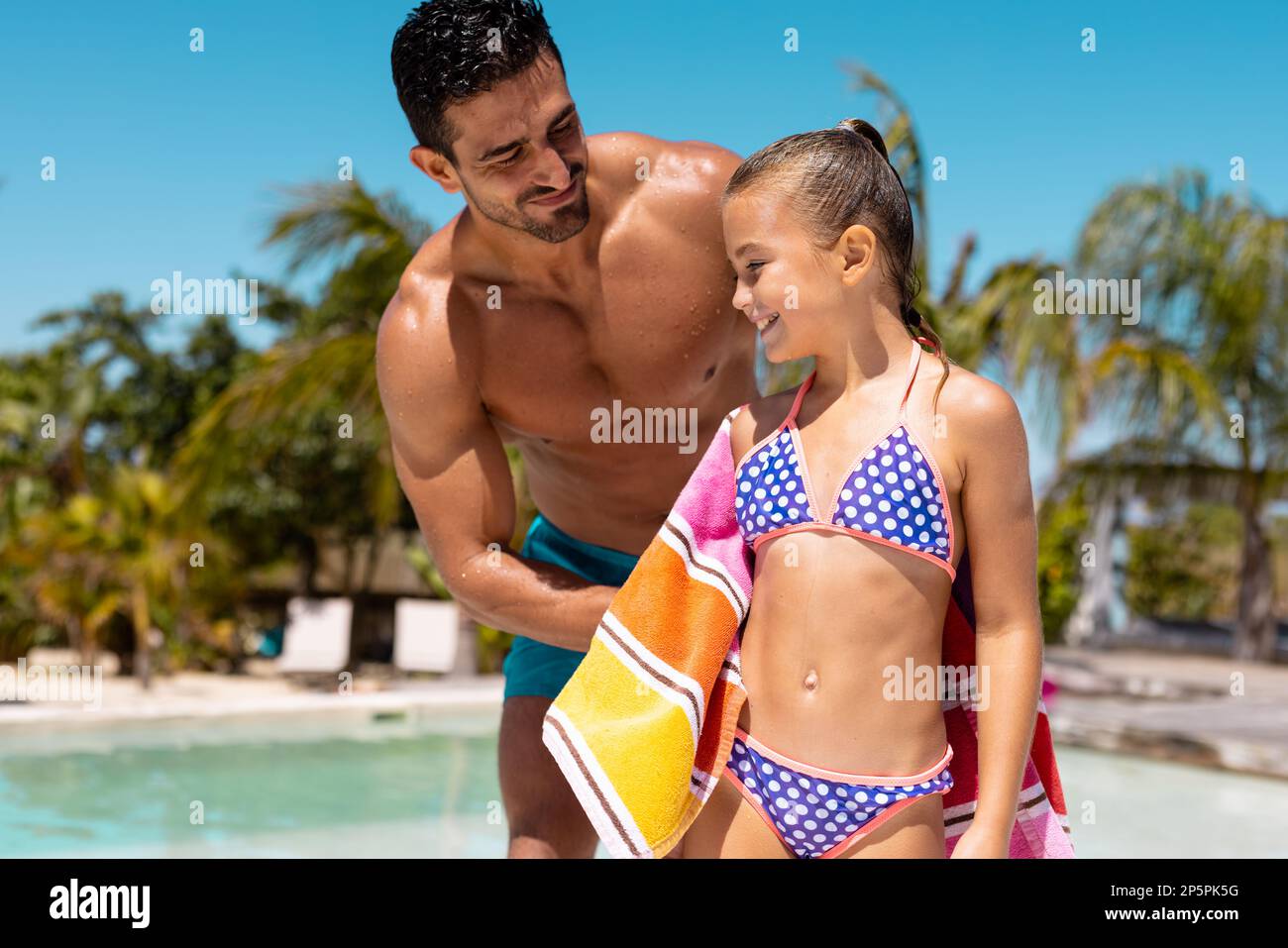 nudist Daddy daughter nudist pool Father and daughter swimming hi-res stock photography and images - Alamy