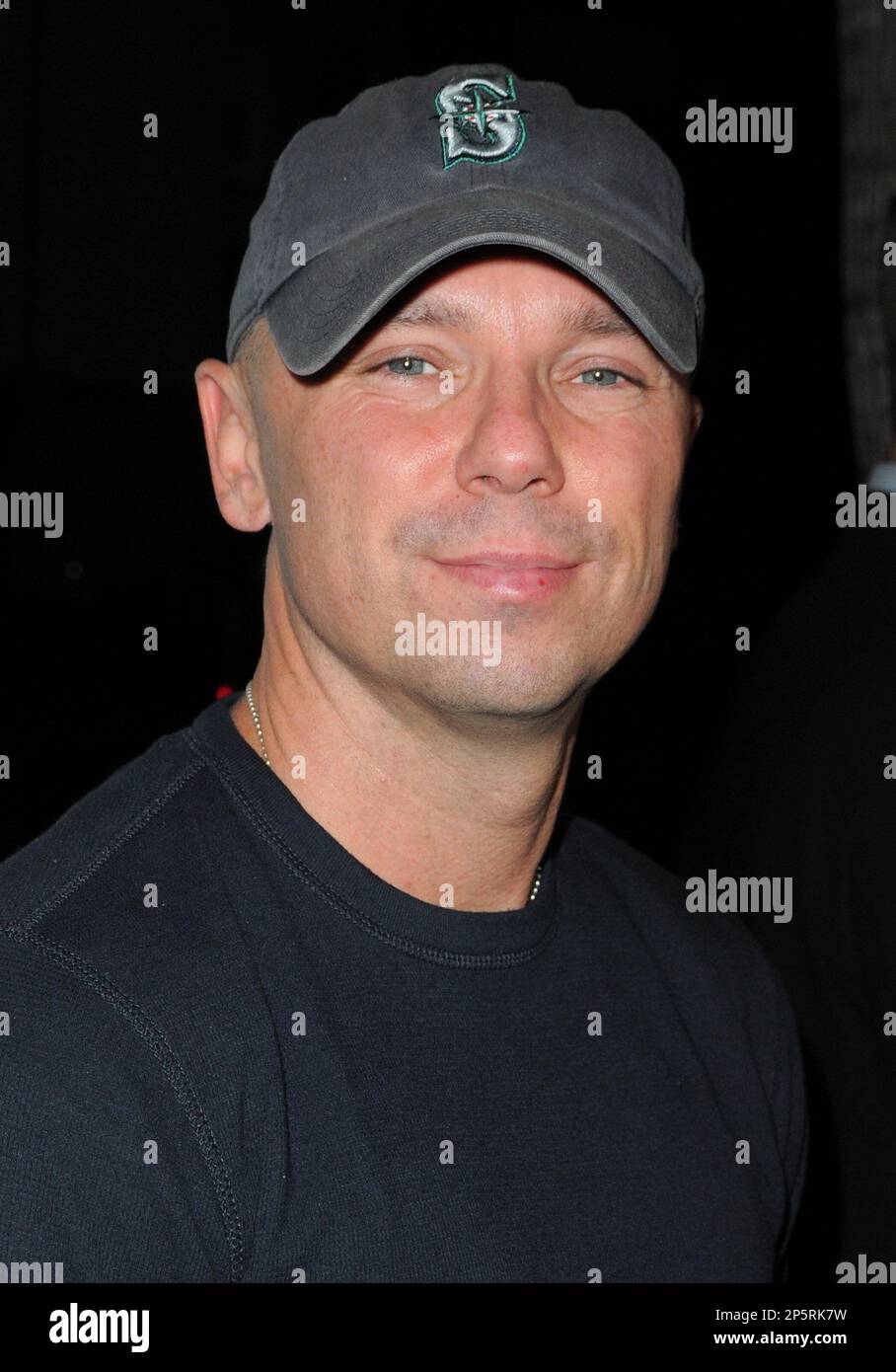 Kenneth Cheney BEVERLY HILLS, CA - DECEMBER 03: Kenny Chesney attends the