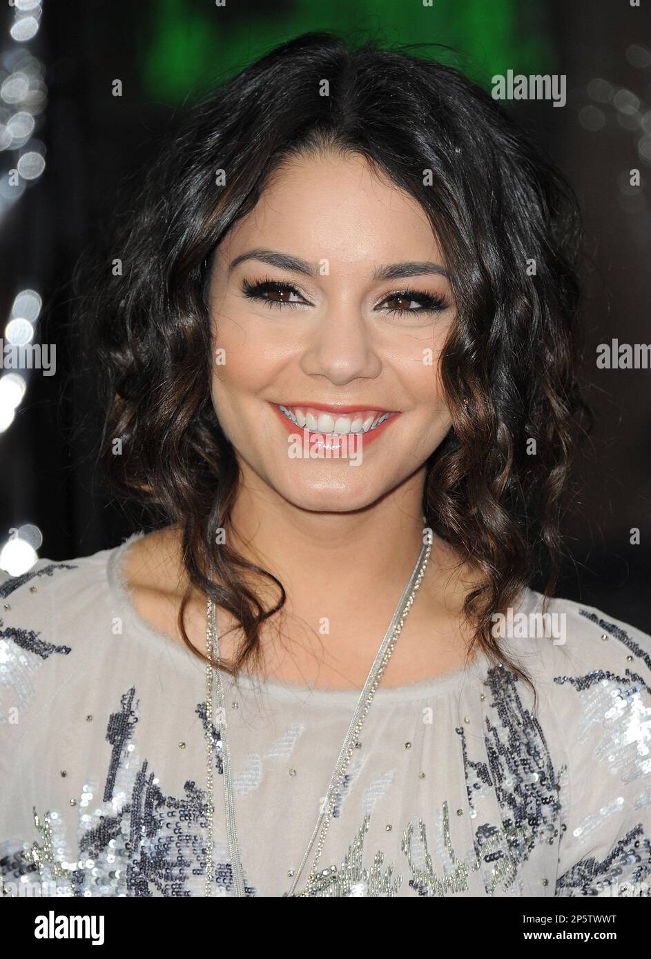 LOS ANGELES, CA - MARCH 23: Actress Vanessa Hudgens arrives at the ...