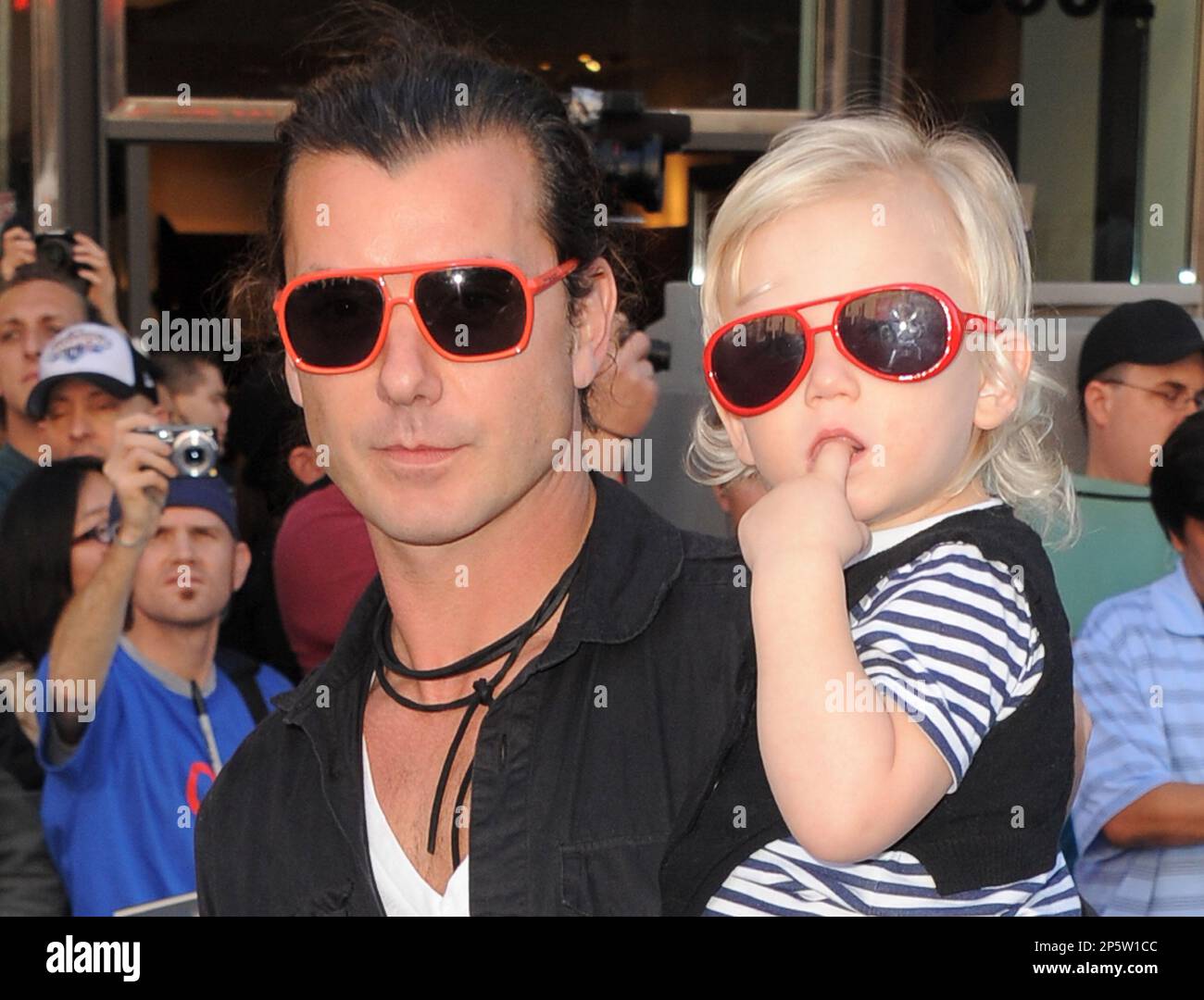HOLLYWOOD, CA JANUARY 23 Actor Gavin Rossdale and Zuma Rossdale