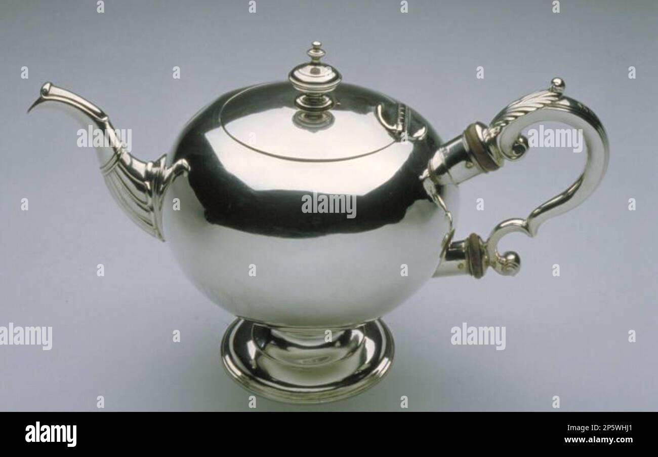 18th century silver teapot hi-res stock photography and images - Alamy