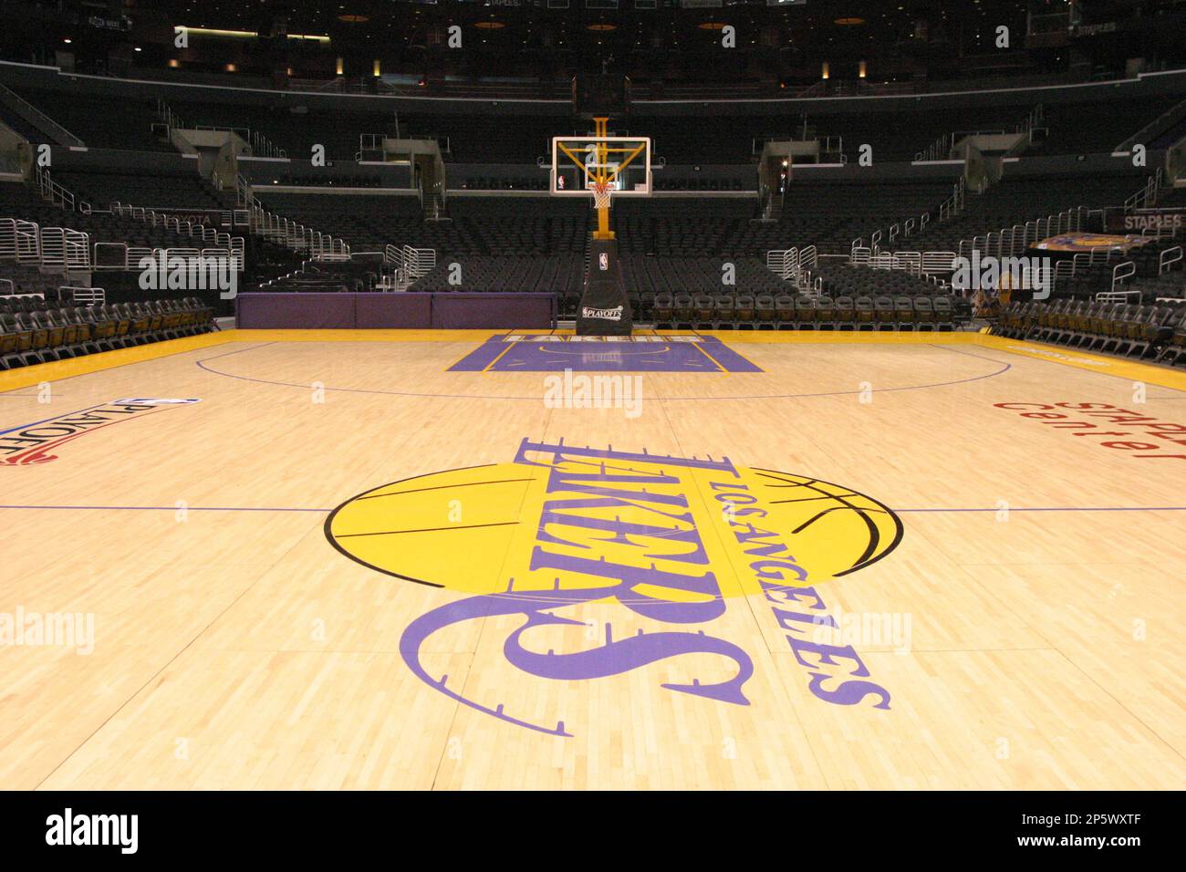 A look at Staples Center home of the Los Angeles Lakers, Los Angeles Kings, Los  Angeles Clippers and Los Angeles Sparks in downtown Los Angeles CA. (AP  Photo/Kevin Reece Stock Photo -