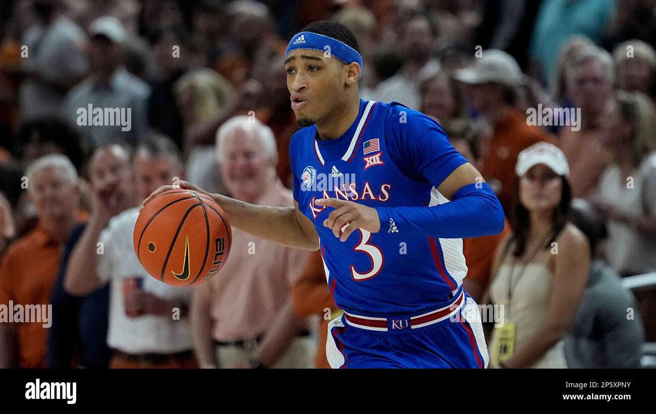 Kansas guard Dajuan Harris Jr. (3) during the first half of an NCAA ...