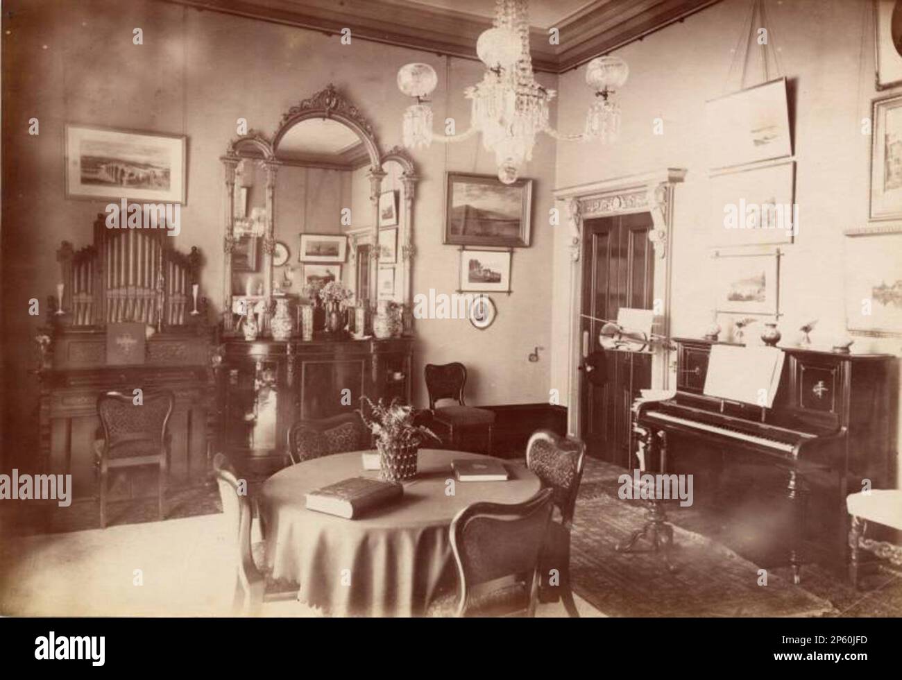 1880s wallpaper hi-res stock photography and images - Alamy