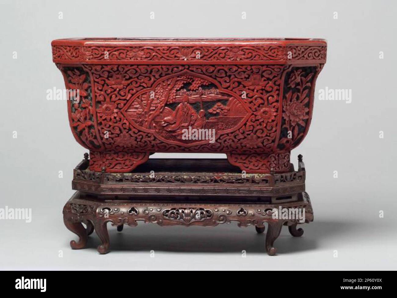 Chinese Rectangular Cinnabar Lacquer Basket on Stand,  Qing Dynasty, Qianlong Period, 1736 - 1795 Stock Photo