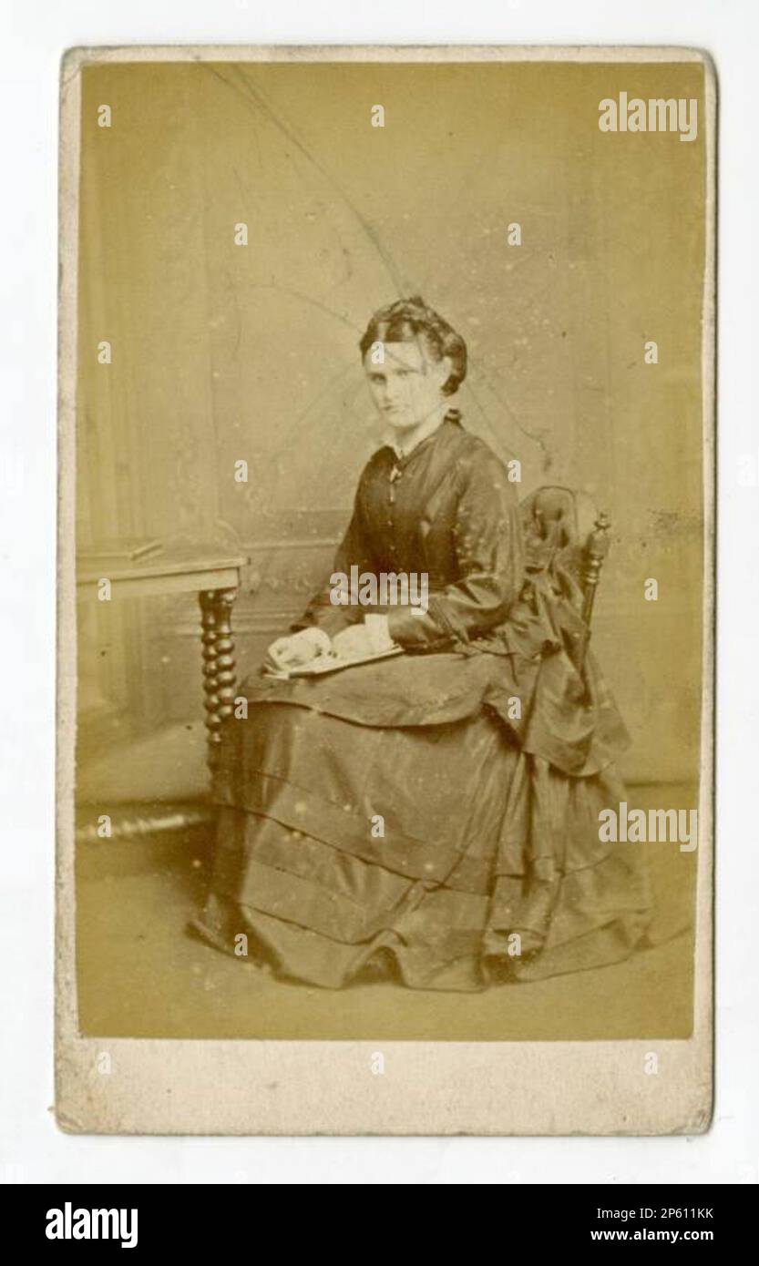 Woman female 1880s 1800s hi-res stock photography and images - Alamy