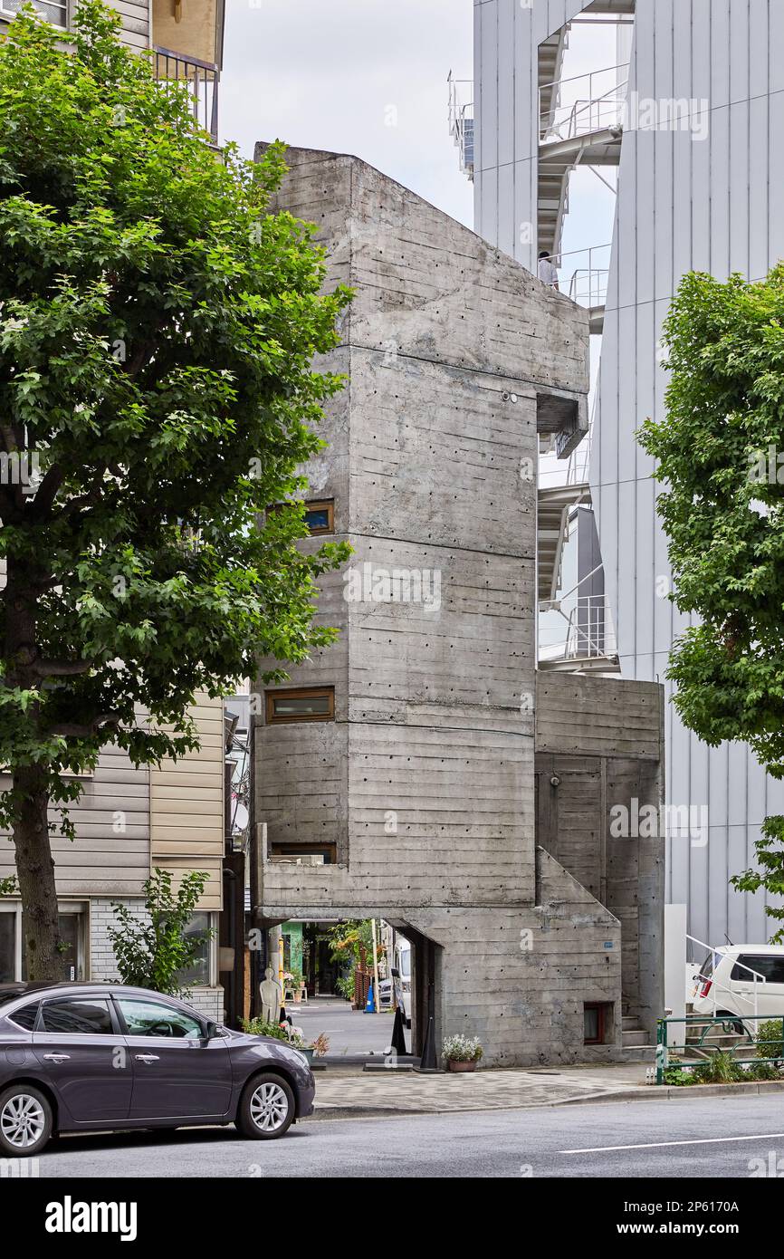 Tower House, concrete single family house designed by Takamitsu Azuma