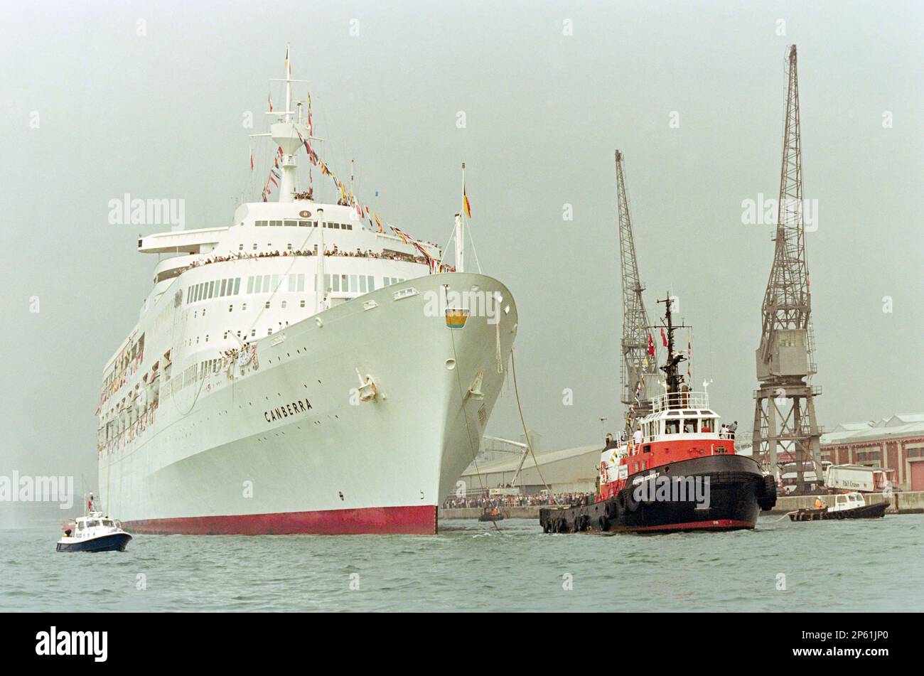 SS Canberra returns to the Port of Southampton at the end of her final