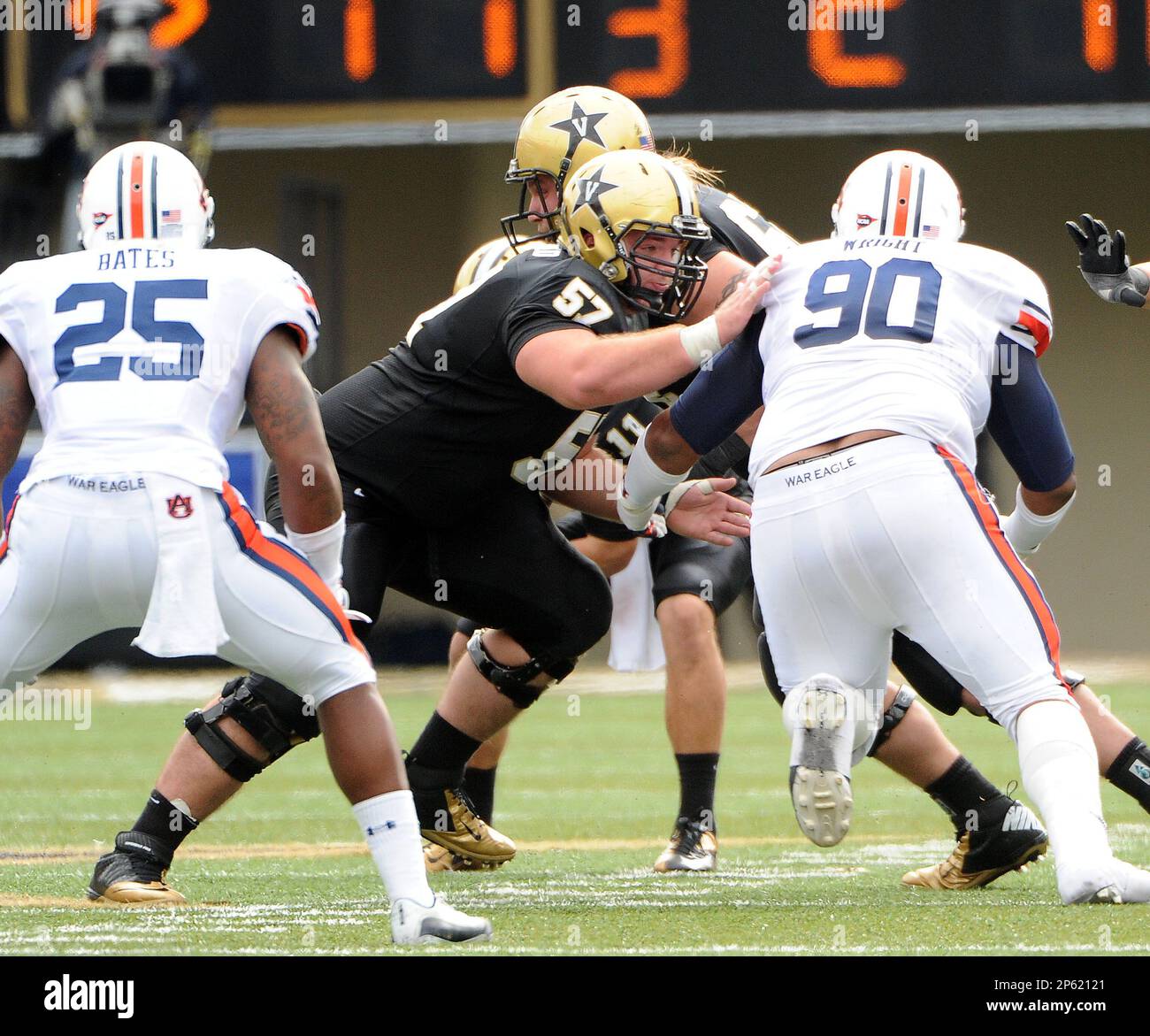 Vanderbilt Commodores Joe Townsend (57) in action during a game against