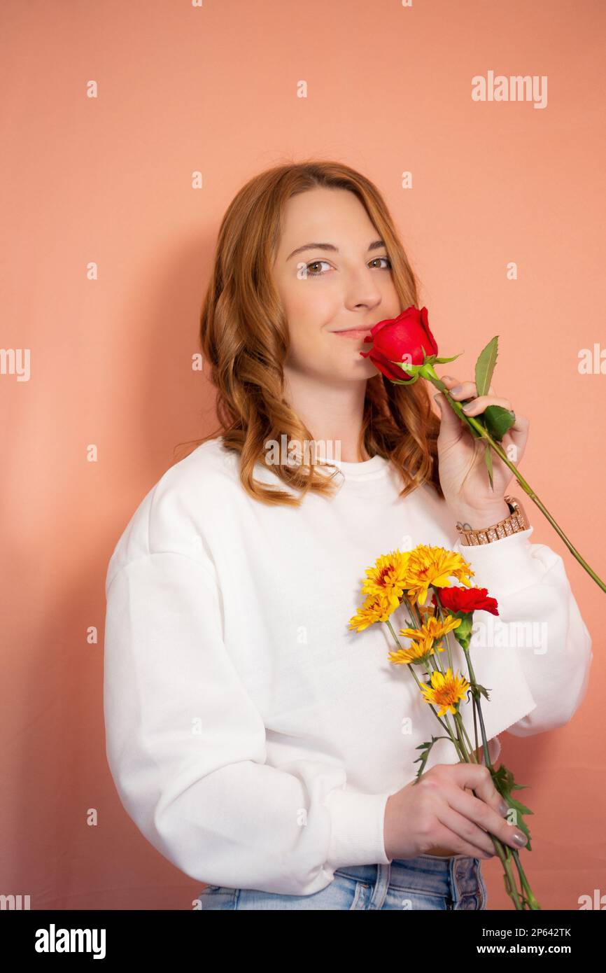 Girl modeling in studio hires stock photography and images Alamy