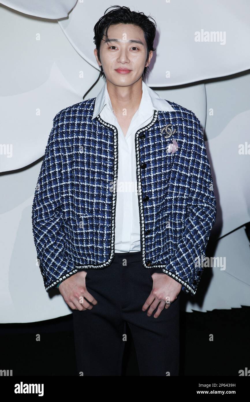 Park Seojoon attends the Chanel Womenswear Fall Winter 20232024 show