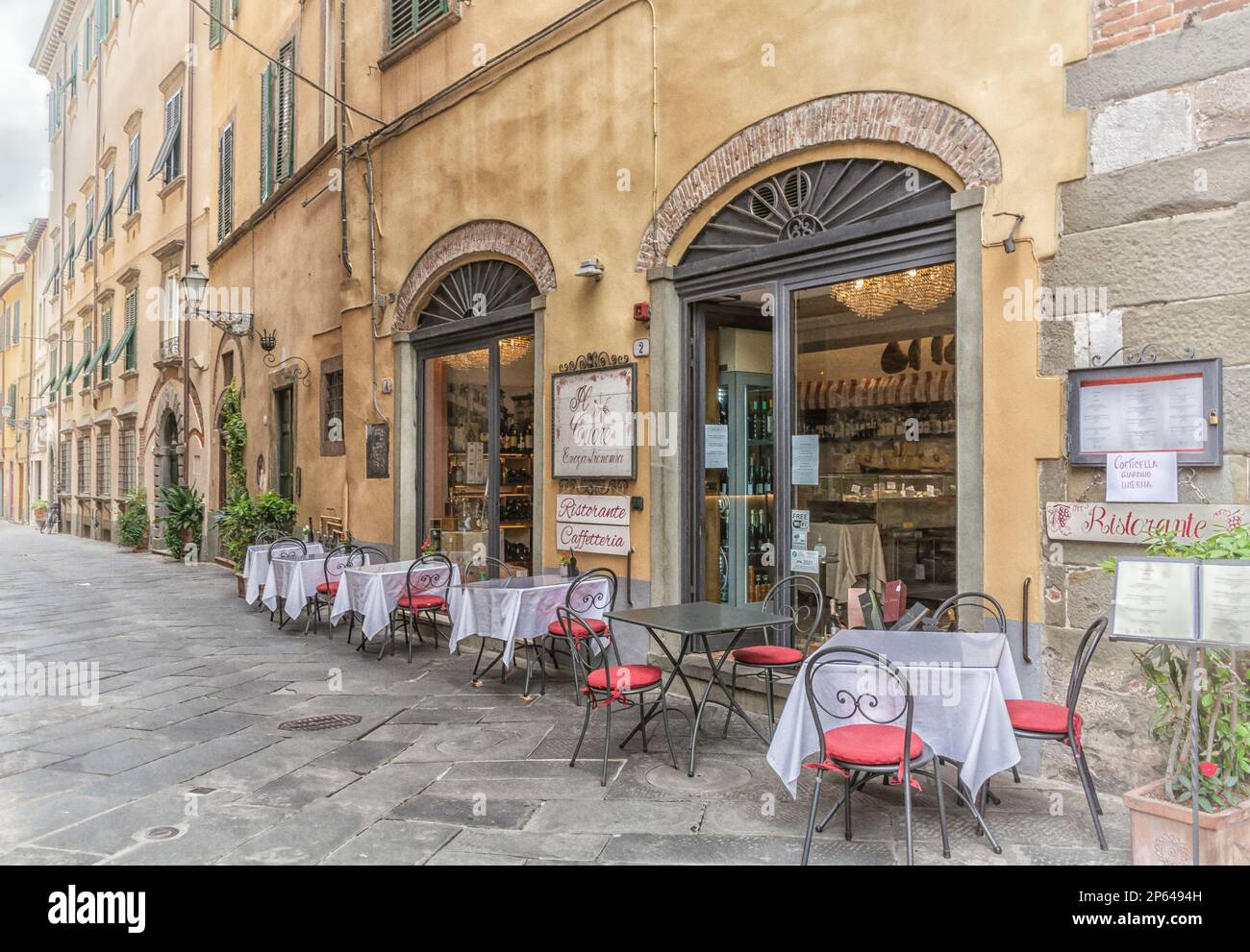 Outdoor  of the famous restaurant 'Al Cuore' in the historic center of Lucca, Tuscany region, central Italy, Europe Stock Photo