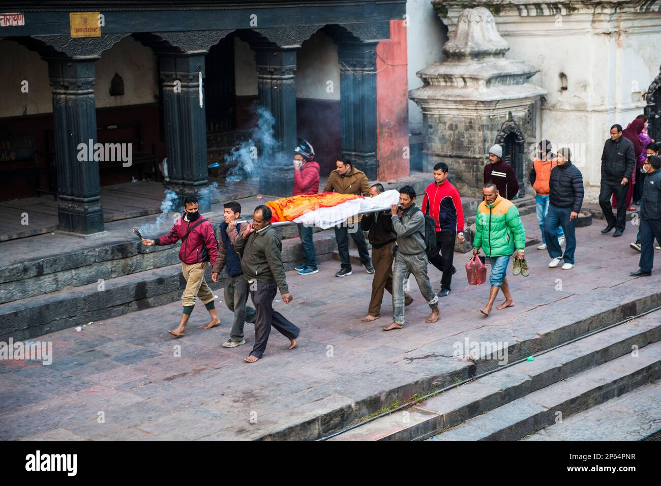 Nepal, Kathmandu, Pashupatinath, cremation funeral Stock Photo Alamy