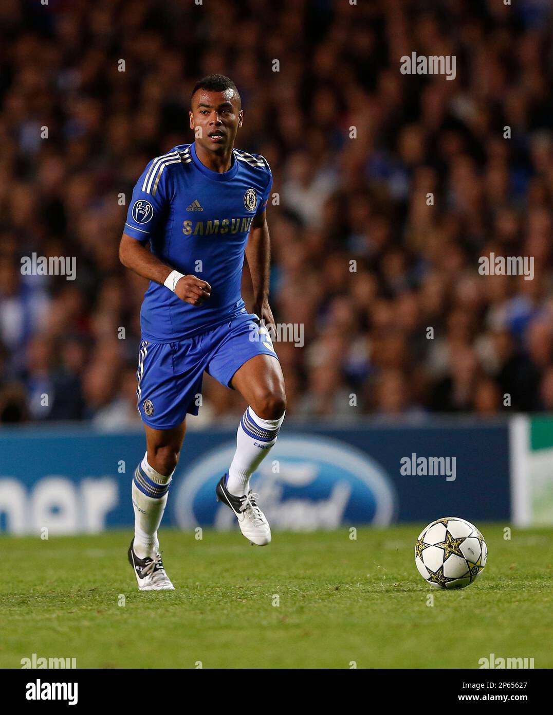 Chelseas Ashley Cole in action..Football - Champions League - Chelsea v Juventus - Stamford Bridge