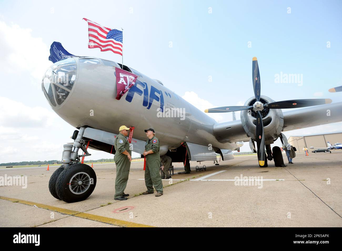 C-45 Bucket of Bolts pilot Jonathan Oliver, right, of Chicago 