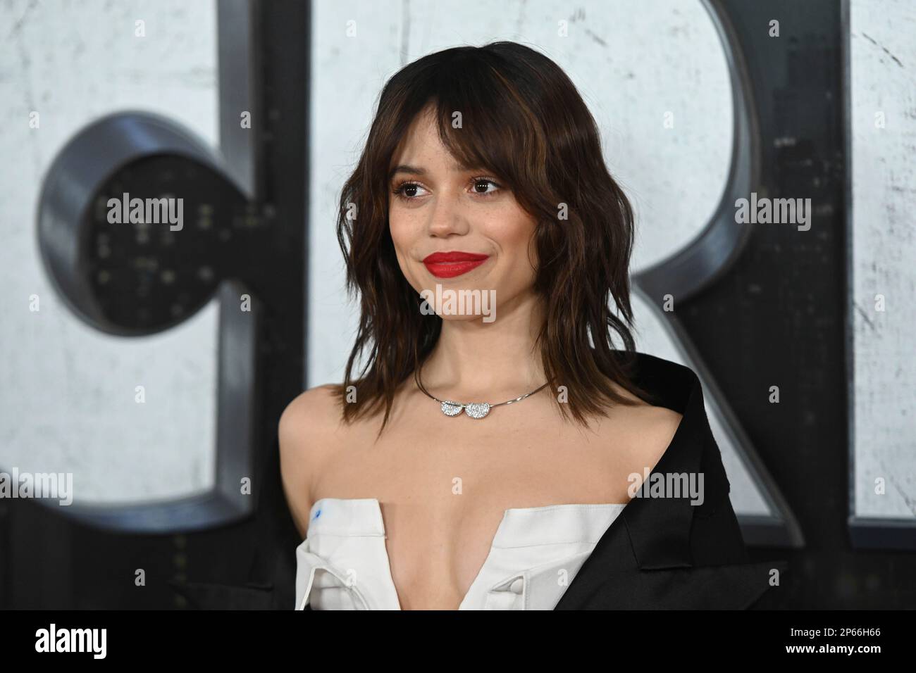 Photo by: NDZ/STAR MAX/IPx 2023 3/6/23 Jenna Ortega at the premiere of ...