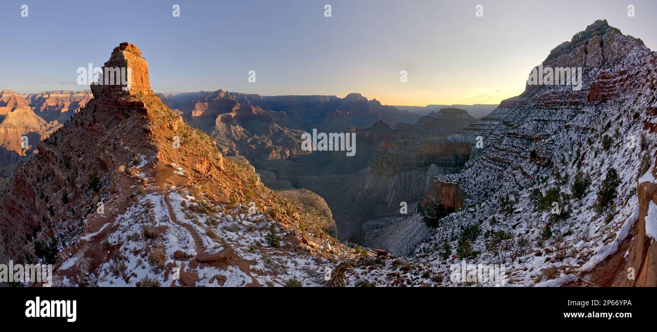 Sunrise view from Cedar Ridge along the South Kaibab Trail in winter, with O'Neill Butte, Cremation Creek and Ooh Aah Point, Grand Canyon Stock Photo