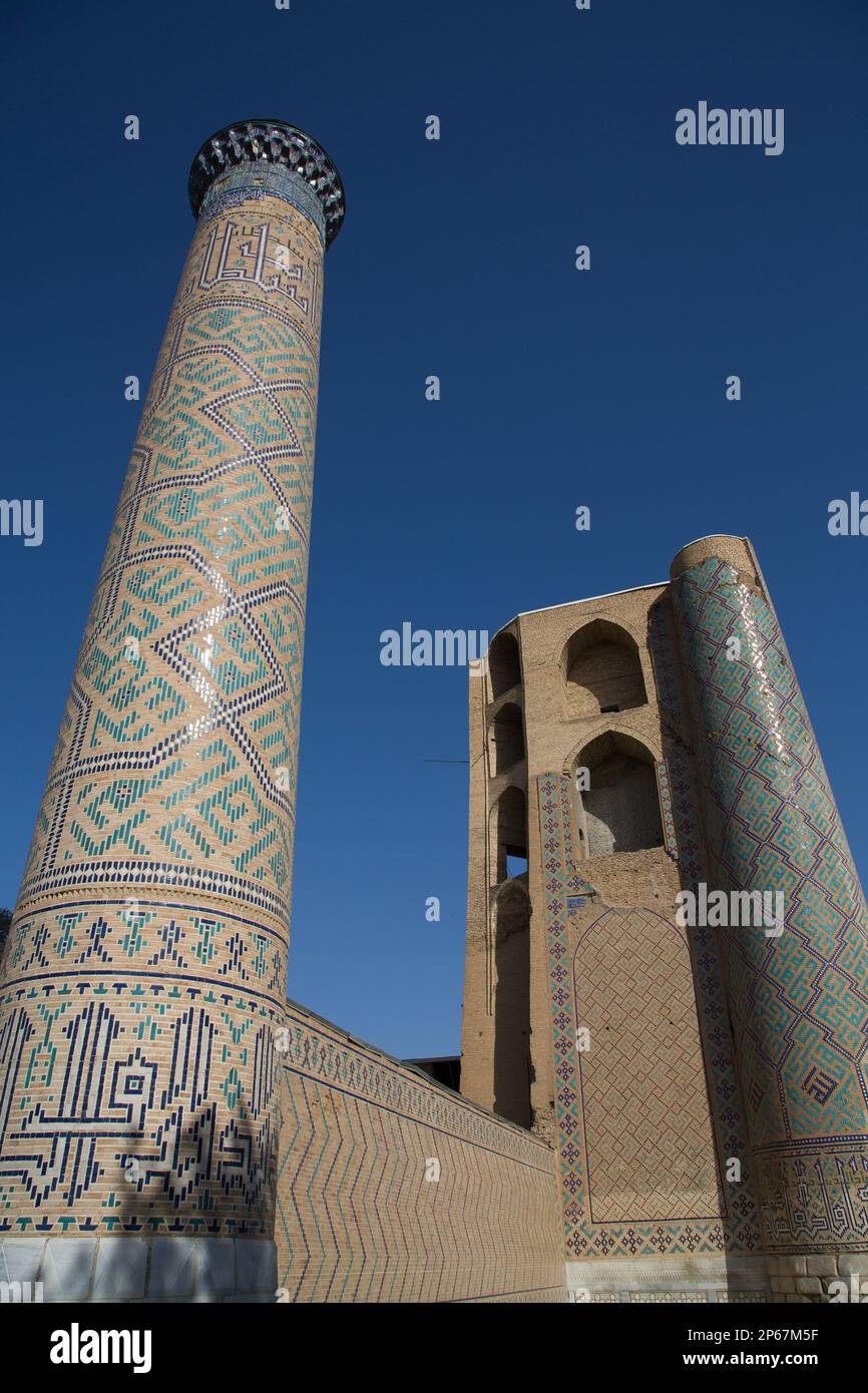 Minaret, Bibi Khanym Mosque, Built 1399-1405, Samarkand, Uzbekistan Stock Photo