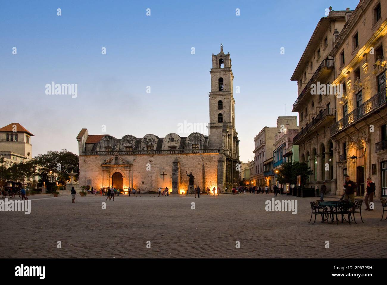 Cuba, Havana, plaza de san francisco de asis, basilica menor de san francisco de asis Stock Photo