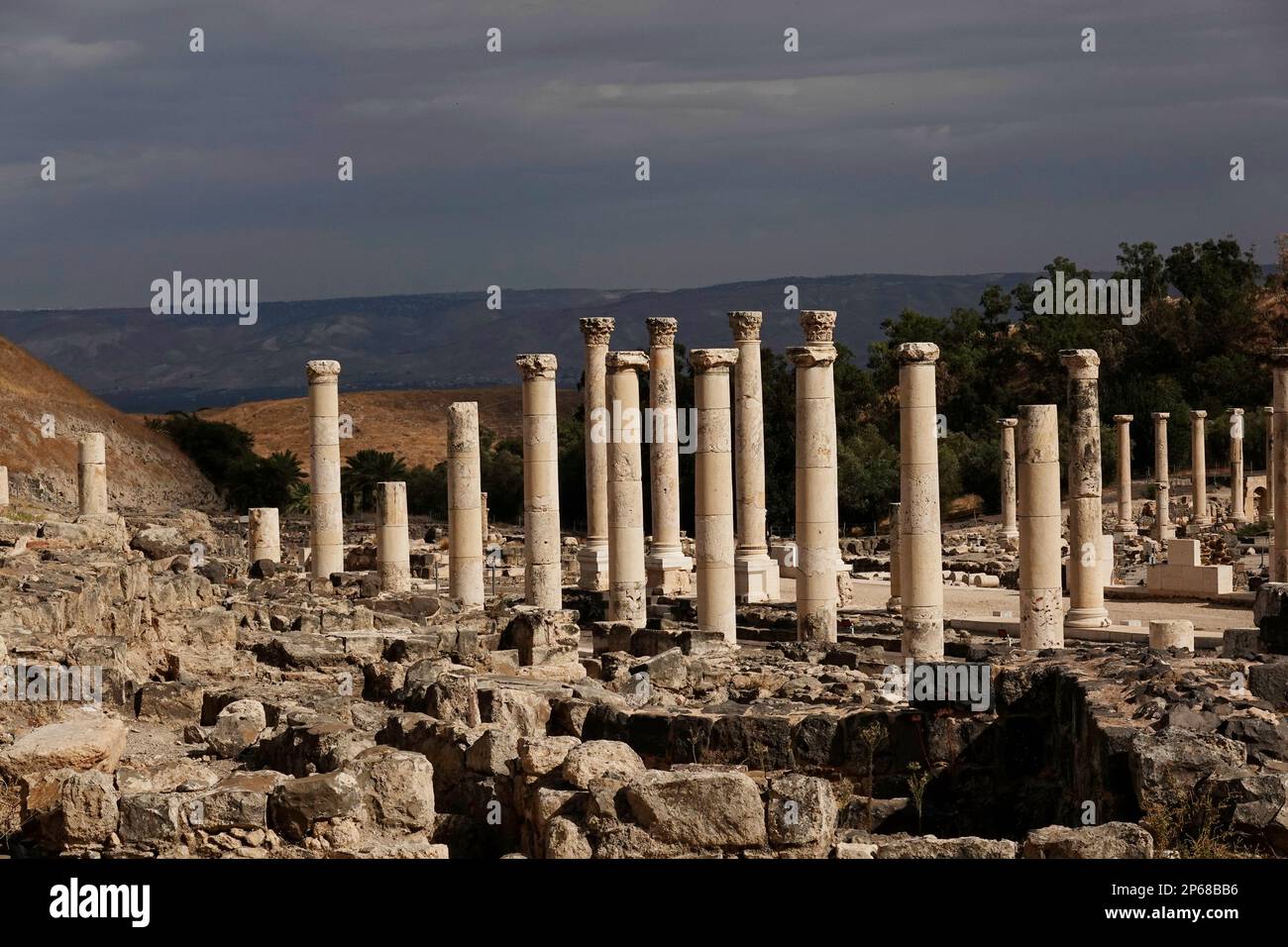 The ruins of the ancient Roman and Byzantine city of Bet She'an, Bet ...
