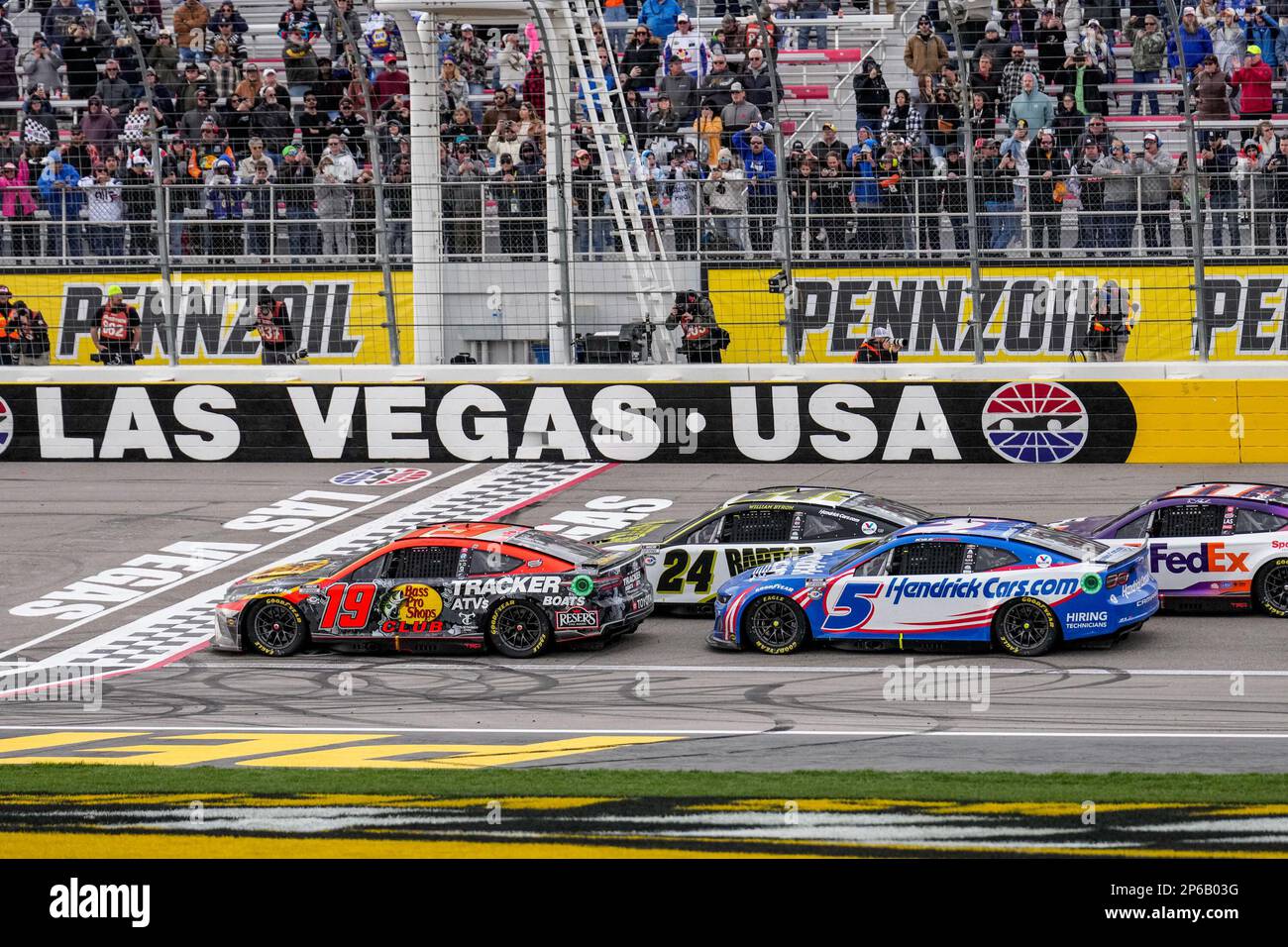 March 6, 2023, Las Vegas, NV, LAS VEGAS, NV, United States: LAS VEGAS, NV - March 6: Martin Truex Jr., driver of the #19 Bass Pro Shops Toyota, William Byron, driver of the #24 Axalta Chevrolet, Kyle Larson, driver of the #5 HendrickCars.com Chevrolet and Denny Hamlin, driver of the #11 FedEx Toyota at Las Vegas Motor Speedway for Nascar Pennzoil 400 on March 6, 2023 in Las Vegas, NV, United States. (Credit Image: © Louis Grasse/PX Imagens via ZUMA Press Wire) EDITORIAL USAGE ONLY! Not for Commercial USAGE! Stock Photo
