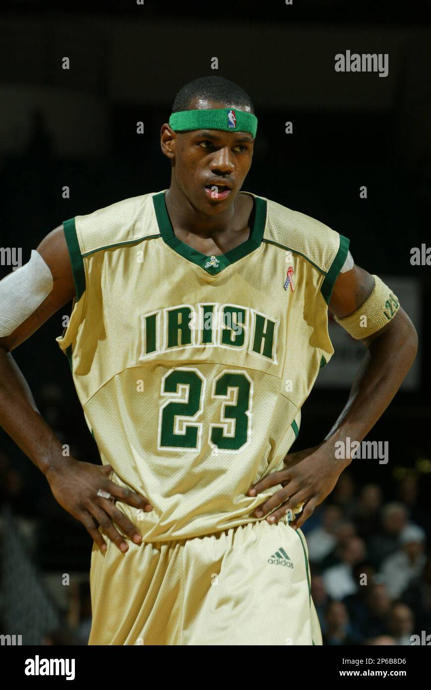 Lebron James playing for St.Vincent-St.Mary High School of Akron, Ohio in  2003. James would go on to become the number one overall pick in the 2003  NBA Draft.(AP Photo/Bruce Schwartzman Stock Photo 