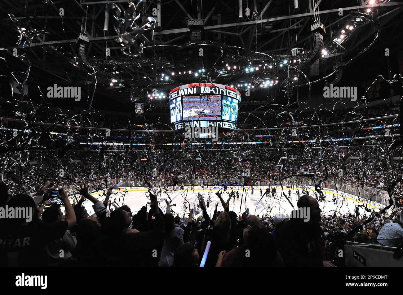 June 4 2012 Los Angeles CAStreamers drop from the rafters as Los