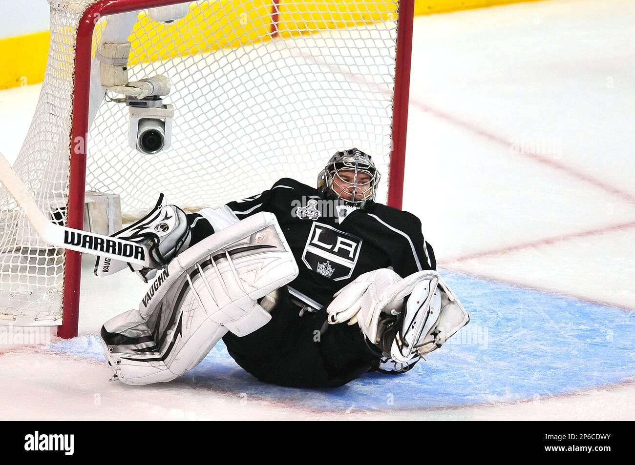 June 9, 2014 - Manhattan, New York, U.S - June 09 2014: Los Angeles Kings  goalie Jonathan Quick (32) comes out of the tunnel during game three of the  Stanley Cup Finals