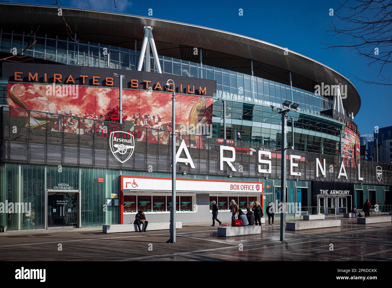 Arsenal FC Emirates Stadium Highbury London. Arsenal Football Stadium - the Emirates Stadium aka Arsenal Stadium was completed 2006, capacity 60,704. Stock Photo