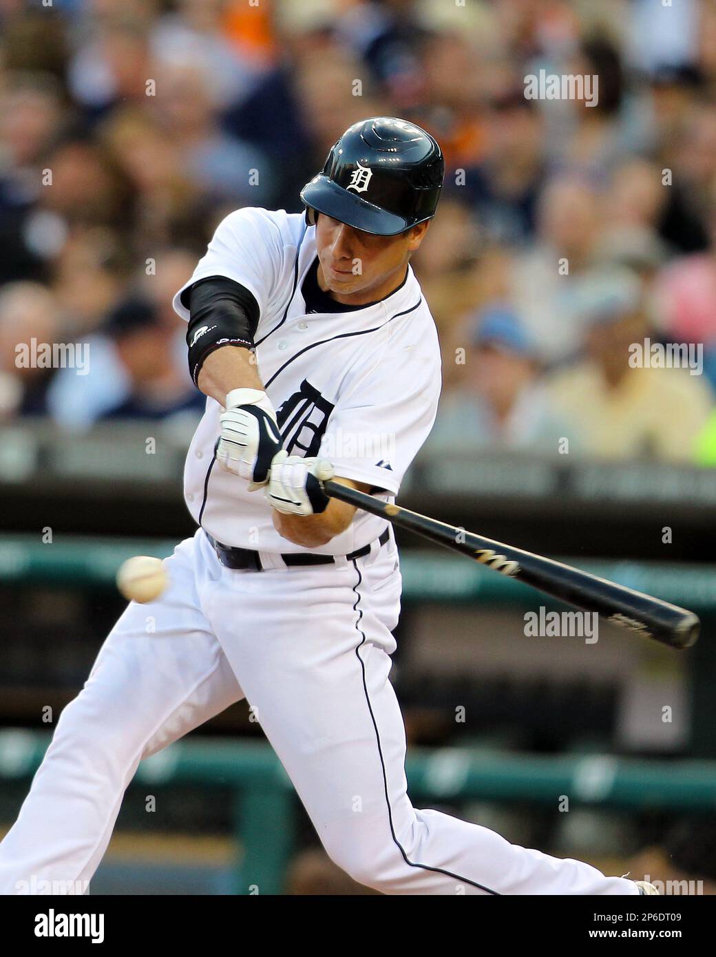 Detroit Tigers left fielder Andy Dirks (12) swings during the MLB