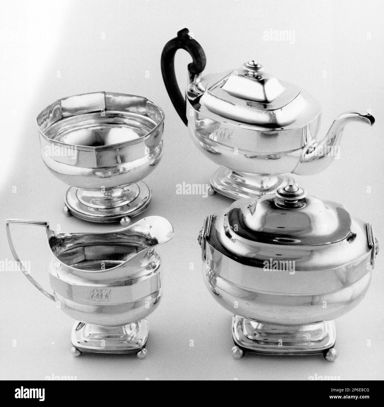 4 piece tea service hires stock photography and images Alamy