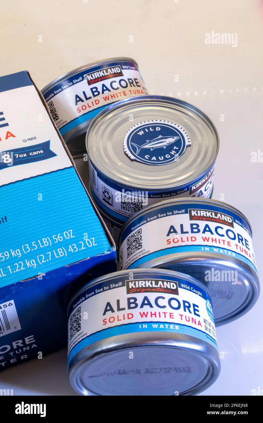 Cans albacore tuna hires stock photography and images Alamy