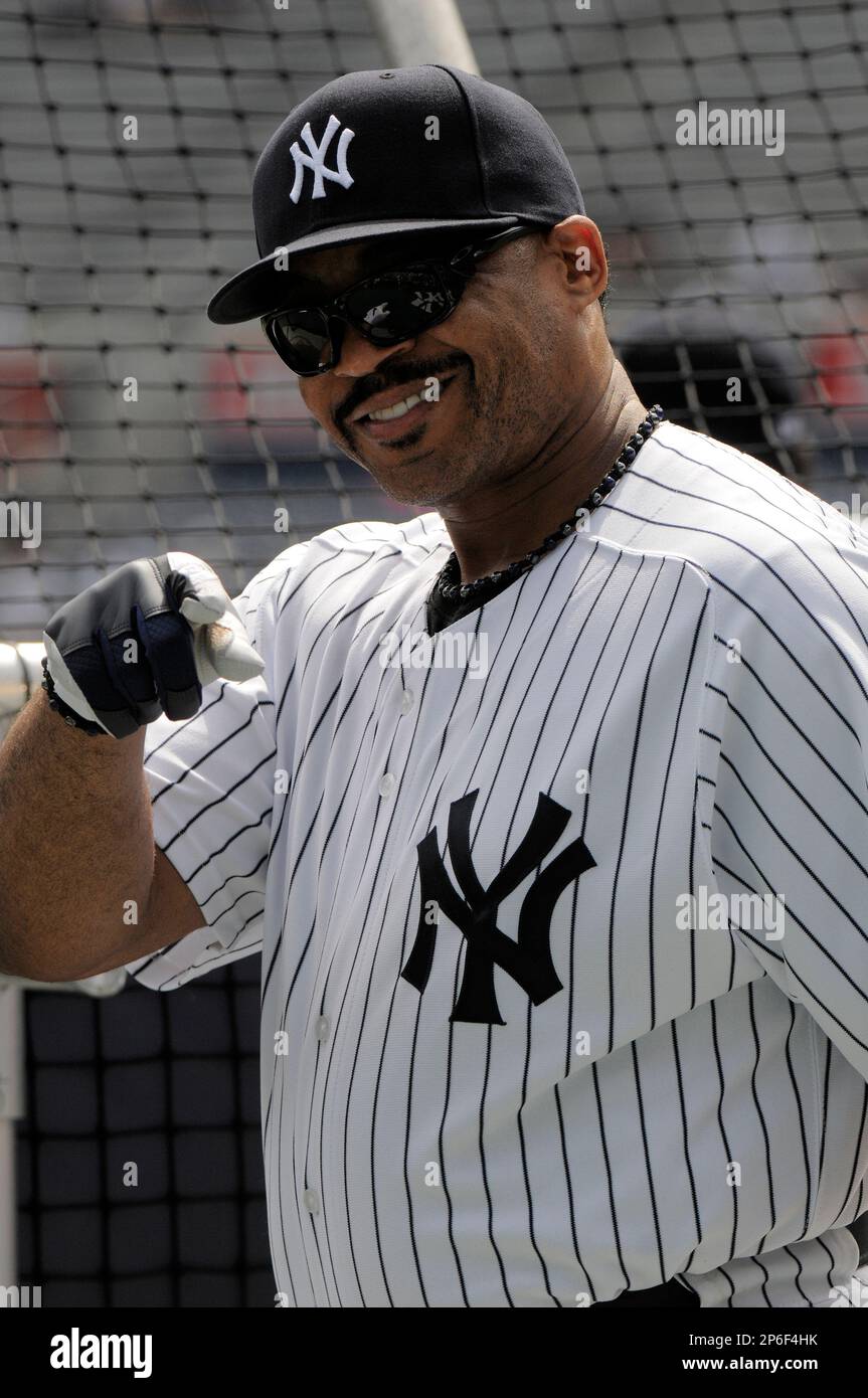 Former New York Yankees outfielder Jesse Barfield during Old Timers Day