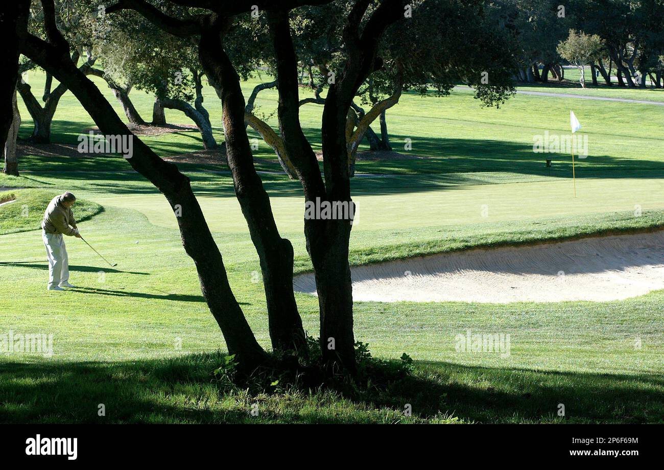 MONTEREY3 3-C-03FEB03-TR-MAC #5 on the Black Horse course, chipping to ...