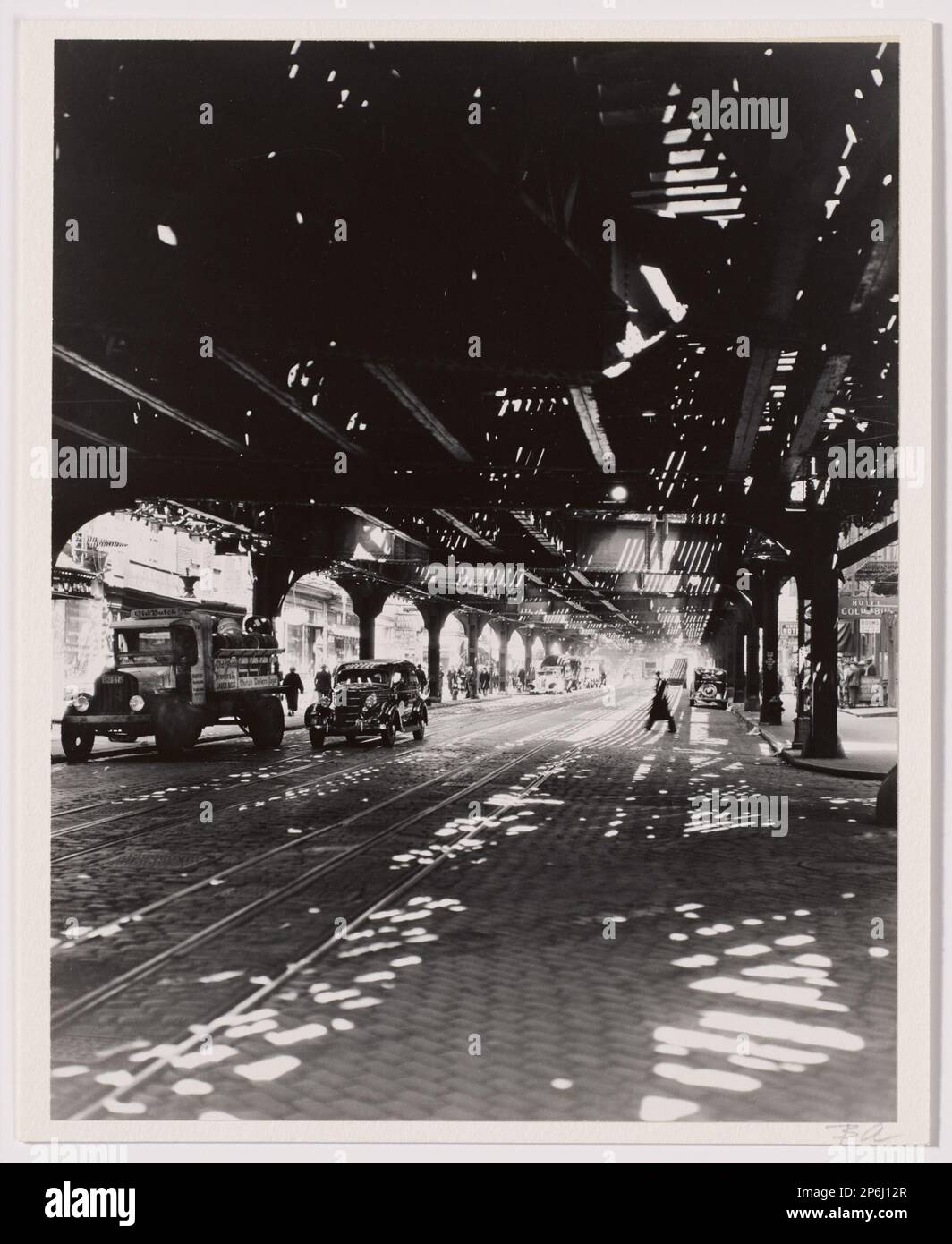berenice-abbott-untitled-el-second-and-third-avenue-lines-new-york